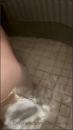 lifeisbootiful porno fart Onlyfans video 251124 73 ( 9.3 MB )