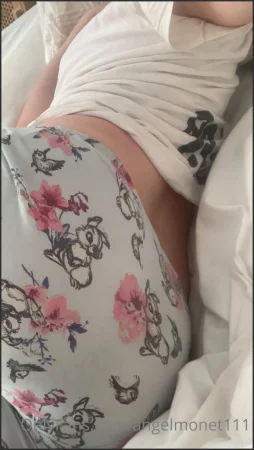 angelmonet111 fart Onlyfans video 221124 197 ( 6.9 MB )