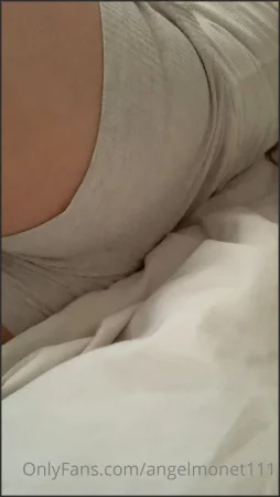 angelmonet111 fart Onlyfans video 221124 187 ( 7.3 MB )