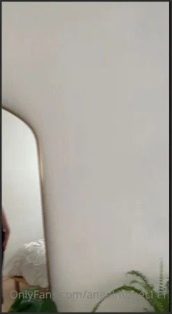 angelmonet111 fart Onlyfans video 221124 13 ( 112.5 MB )
