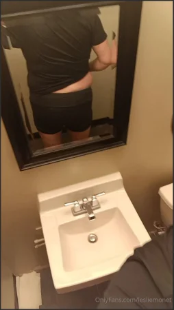 lesliemonet fart porno video leaked 161124 8 ( 24.0 MB )