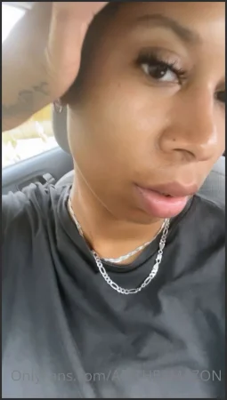 ebonykinkyqueen lick me clean after this sweaty refreshing walk 2292804228 ( 10.6 MB )