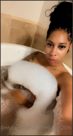 ebonykinkyqueen come amp satisfy your queens needs 2679065033 ( 11.0 MB )