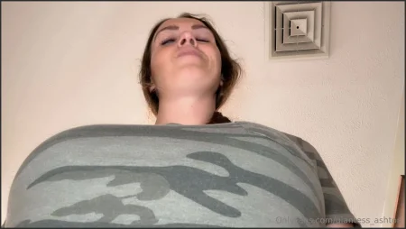 giantess ashton unofficial debut 2842771869 ( 27.6 MB )