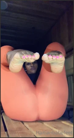 haitian babefeet come in this sauna with me lets see how long you wil 2145604186 ( 43.1 MB )