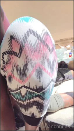 haitian babefeet we connect a year ago from the way he looked at me i 2516802934 ( 171.0 MB )