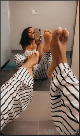 haitian babefeet fck this mirror my soles would feel better in your m 2176437776 ( 11.4 MB )