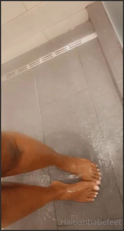haitian babefeet watch me shower em i took this lovely shower focusin 2174373094 ( 216.8 MB )