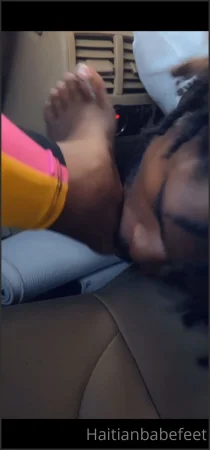 haitian babefeet worship goddess soles at the gas station he been beg 2516816242 ( 5.5 MB )