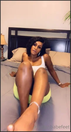 haitian babefeet you should be kneeled down with your mouth ready in 2186815090 ( 22.2 MB )