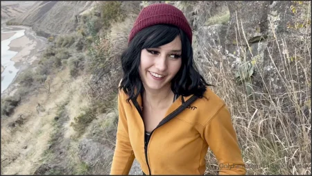 kitsune foreplay Hiker Girls Punishes a Terrible Date with a Faceful 3059829959 ( 758.6 MB )