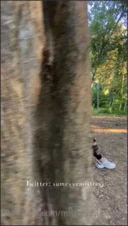 mistresssumeyye public facesitting and farting video 2594588895 ( 184.3 MB )