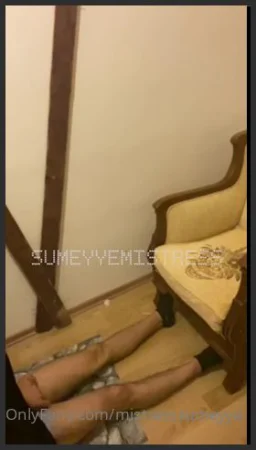 mistresssumeyye footfetish slapping and kicking video with humiliatio 2231216809 ( 470.2 MB )
