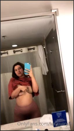 larajuicytv fart Onlyfans video 081224 28 ( 6.5 MB )