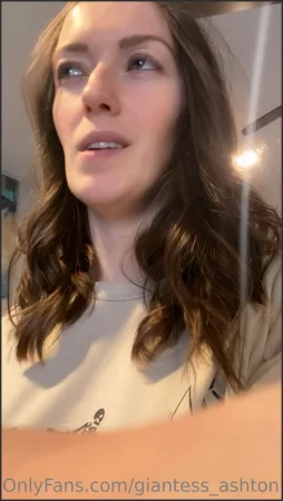 giantess ashton full 2 minute improv games are fun for me at least 2755365753 ( 91.4 MB )