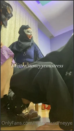 mistresssumeyye mistresstomris joekoch slave licked two mistresses sl 2373164808 ( 155.1 MB )