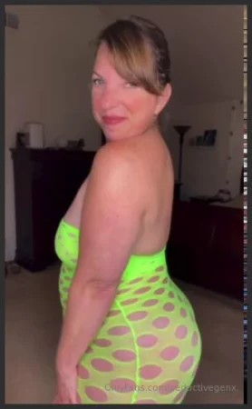 seductivegenx you made it to friday now its time for some almost nude 3374885970 ( 11.4 MB )