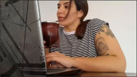 seductivegenx starting to strip tease danceshould i take it off 3374906367 ( 7.5 MB )