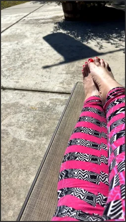 seductivegenx for my foot lovers i love foot massages do you would yo 3423673584 ( 35.3 MB )