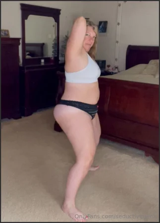 seductivegenx can you hear the booty clap each time i swirl my hips a 3408684478 ( 13.0 MB )
