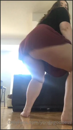 yongegoddess fun fact i love to dance send tips to fund my new dance t 882211777 ( 11.4 MB )