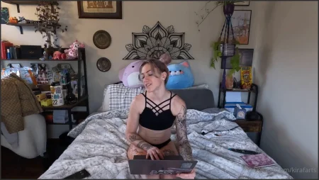 kirafarts a loyal fart slave pays me to have f arting teasing phone se 2749847580 ( 232.2 MB )