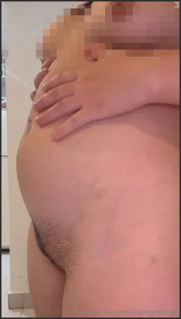 skyedgirlfetish you want buy this video ask me for it in dm or send m 3592538649 ( 15.2 MB )
