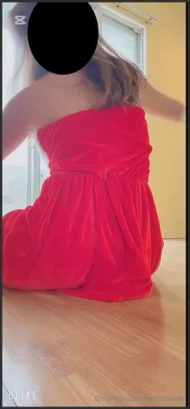 hedelhouse i couldnt resist putting on my christmas outfit so i did 3611392565 ( 47.4 MB )