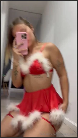 camila farts i wish you a beautiful christmas eve my love this little 3620151579 ( 27.3 MB )