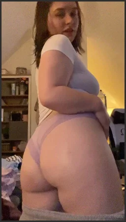 sophietoots what can i do for you today 3267704301 ( 8.2 MB )