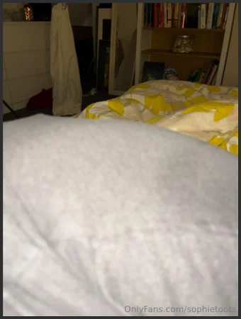 sophietoots fart porno Onlyfans leaked video 3 ( 5.2 MB )