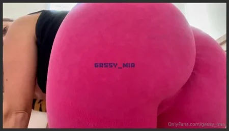 gassy mia my ass is so close to your face i bet you could lick it if 3856955640 ( 181.9 MB )