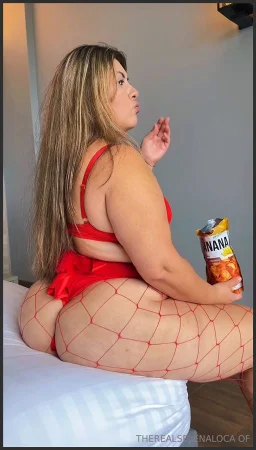 therealselenaloca i stay eating wonder if these banana chips will mak 3804208630 ( 25.6 MB )
