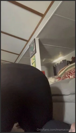 mamacourtie fart porno Onlyfans leaked video 8 ( 8.4 MB )