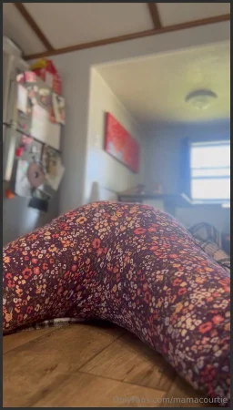 mamacourtie fart porno Onlyfans leaked video 30 ( 11.0 MB )
