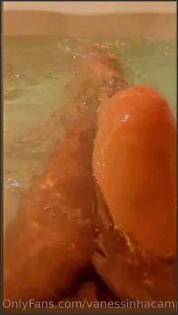 vanessinhacamposoficial nice bath 2891579614 ( 11.2 MB )