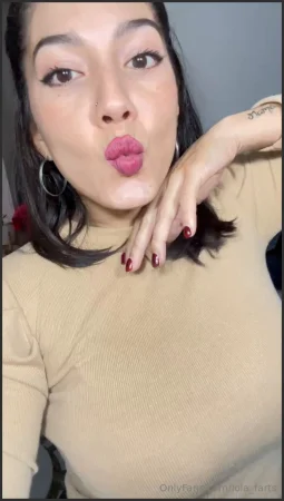 lola farts a kiss for you my baby 3930147251 ( 5.4 MB )